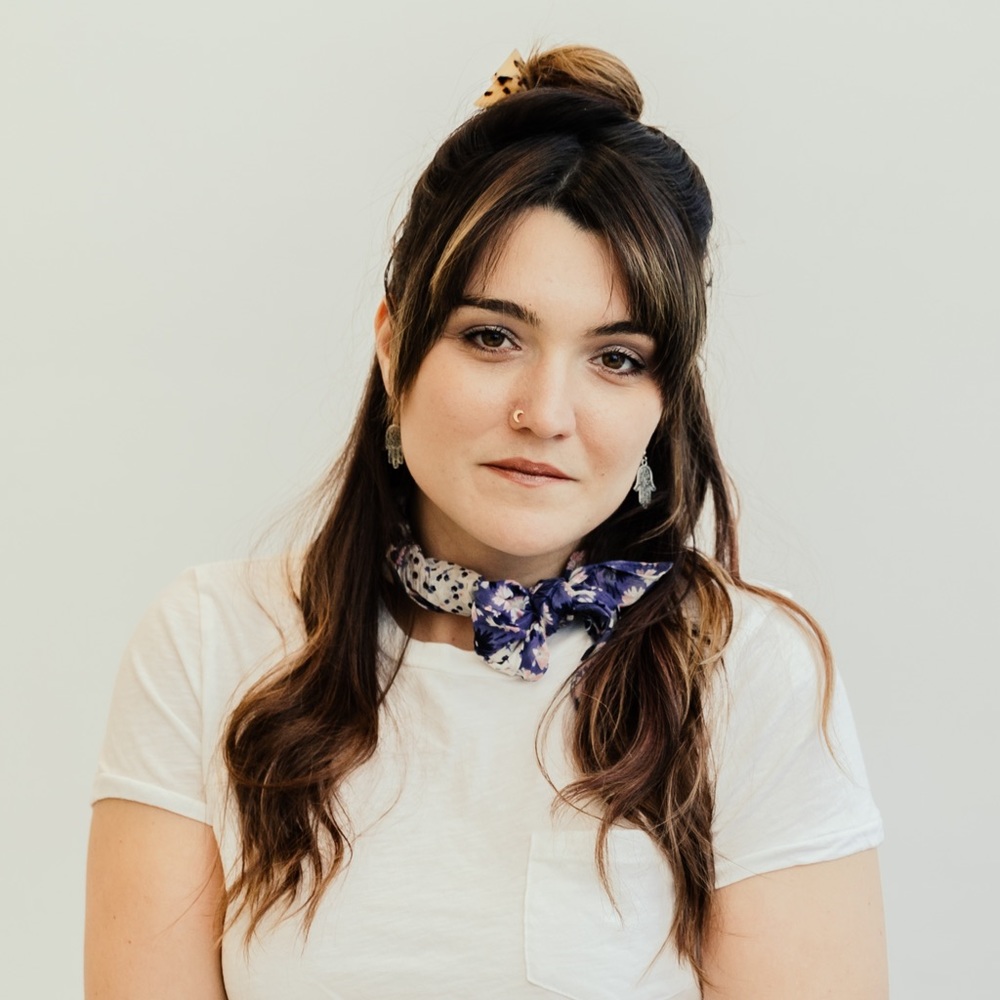 Meet your Posher, Cabrina